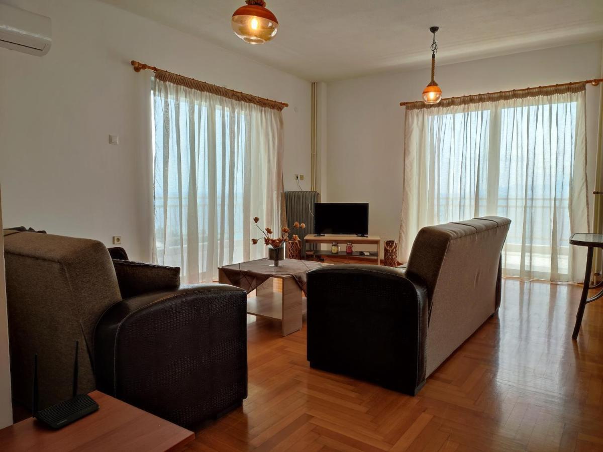 Thea Court Clio & Erato Apartments Palaiontsiflikion Exterior foto